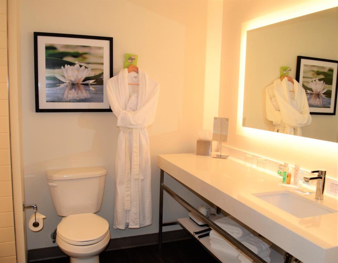 Radisson Kingswood Hotel & Suites, Fredericton Eksteriør billede