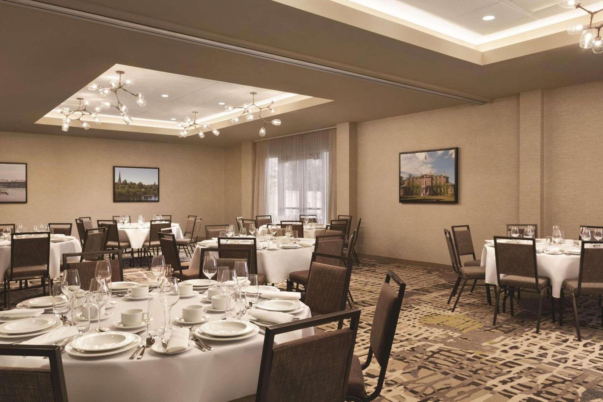 Radisson Kingswood Hotel & Suites, Fredericton Eksteriør billede